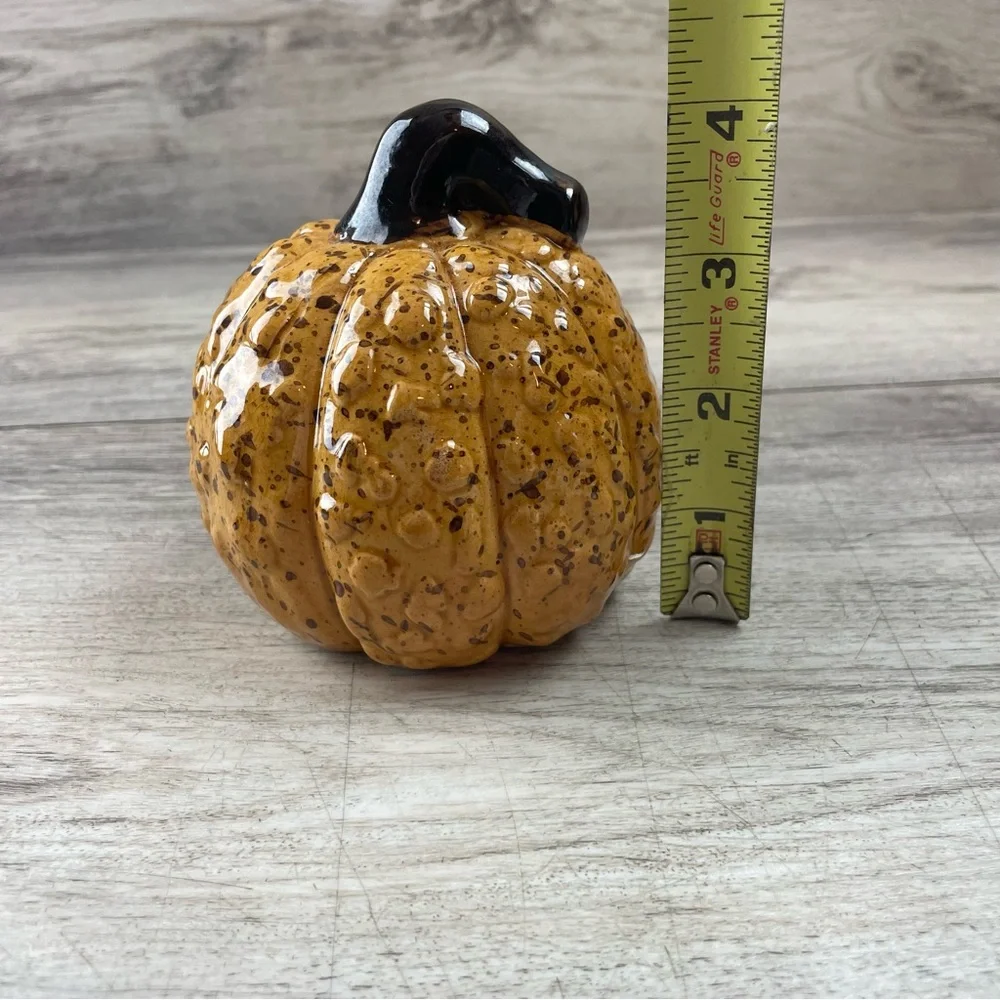 Small Beautiful Fall Halloween Decor Pumpkin 4” Tall Orange Brown Excellent